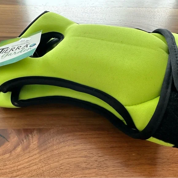 Bright Yellow Velcro Gardening Knee Pads - Picture 2 of 5